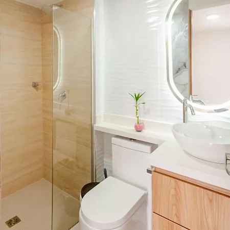 Apartment Apto Luxury 7 Minutos A Pie De La Playa